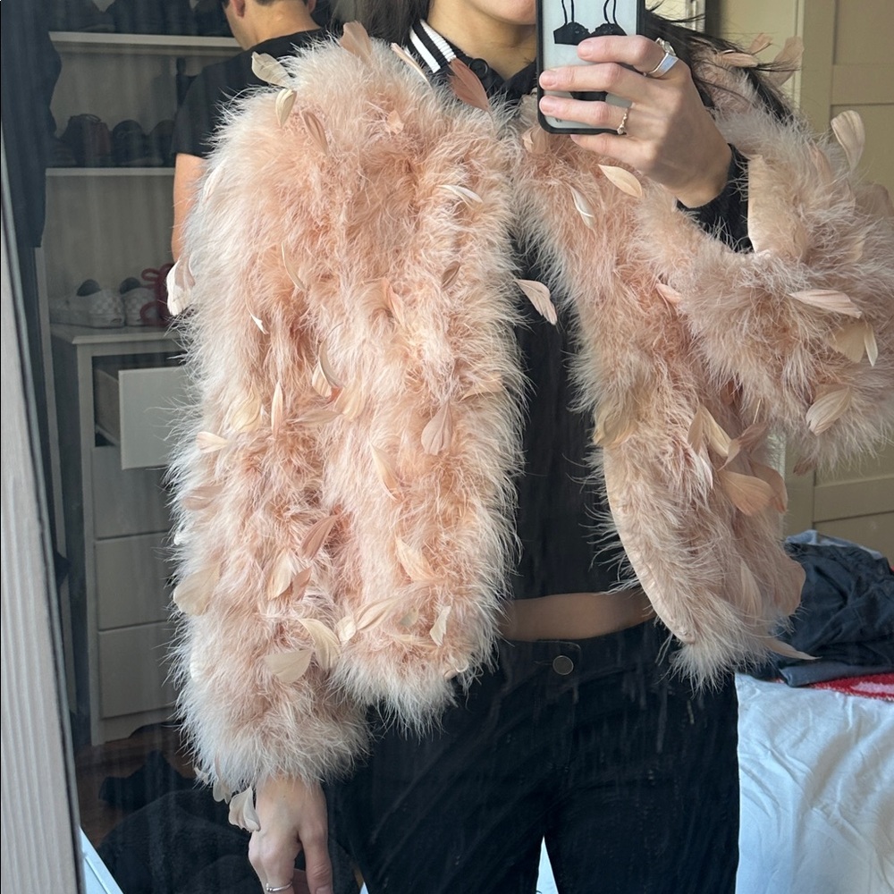 Fluffy feather jacket - Picture 4 of 5